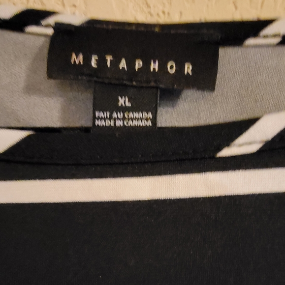 Tunic - Picture 3 of 3